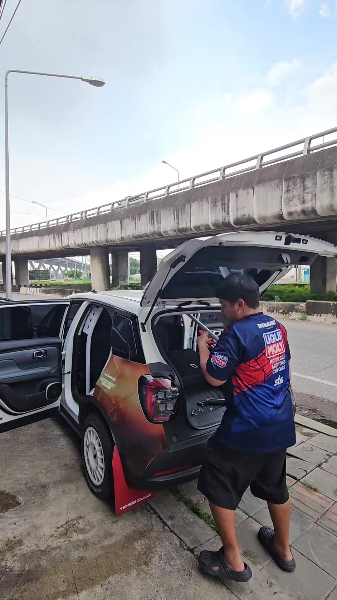 @Ozone motor sport