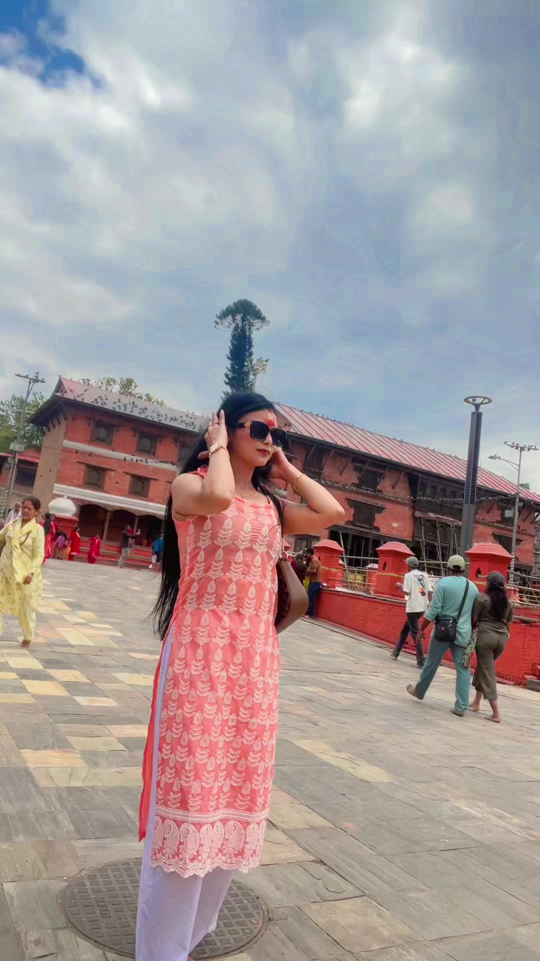 @Nira karki