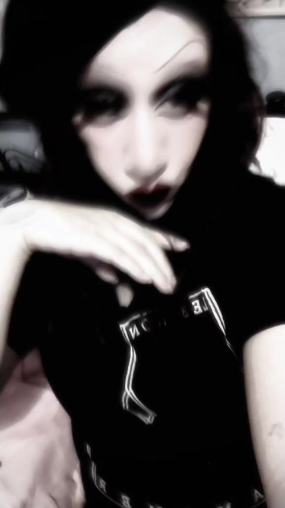 @Bathory_countess409๐ค๐ฉธ๐ง๐ปโ๏ธ