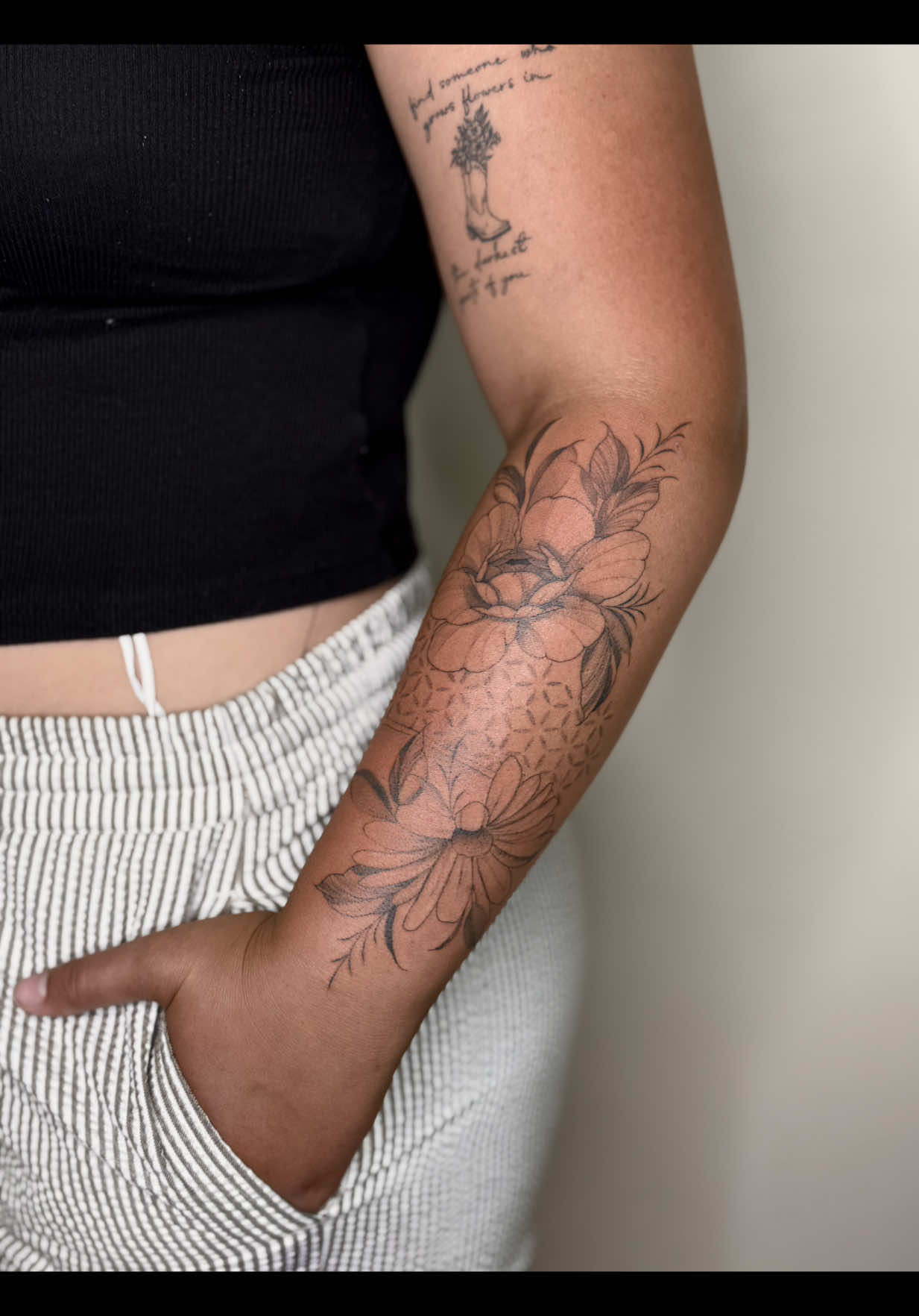 @myah | fine line tattoo artist