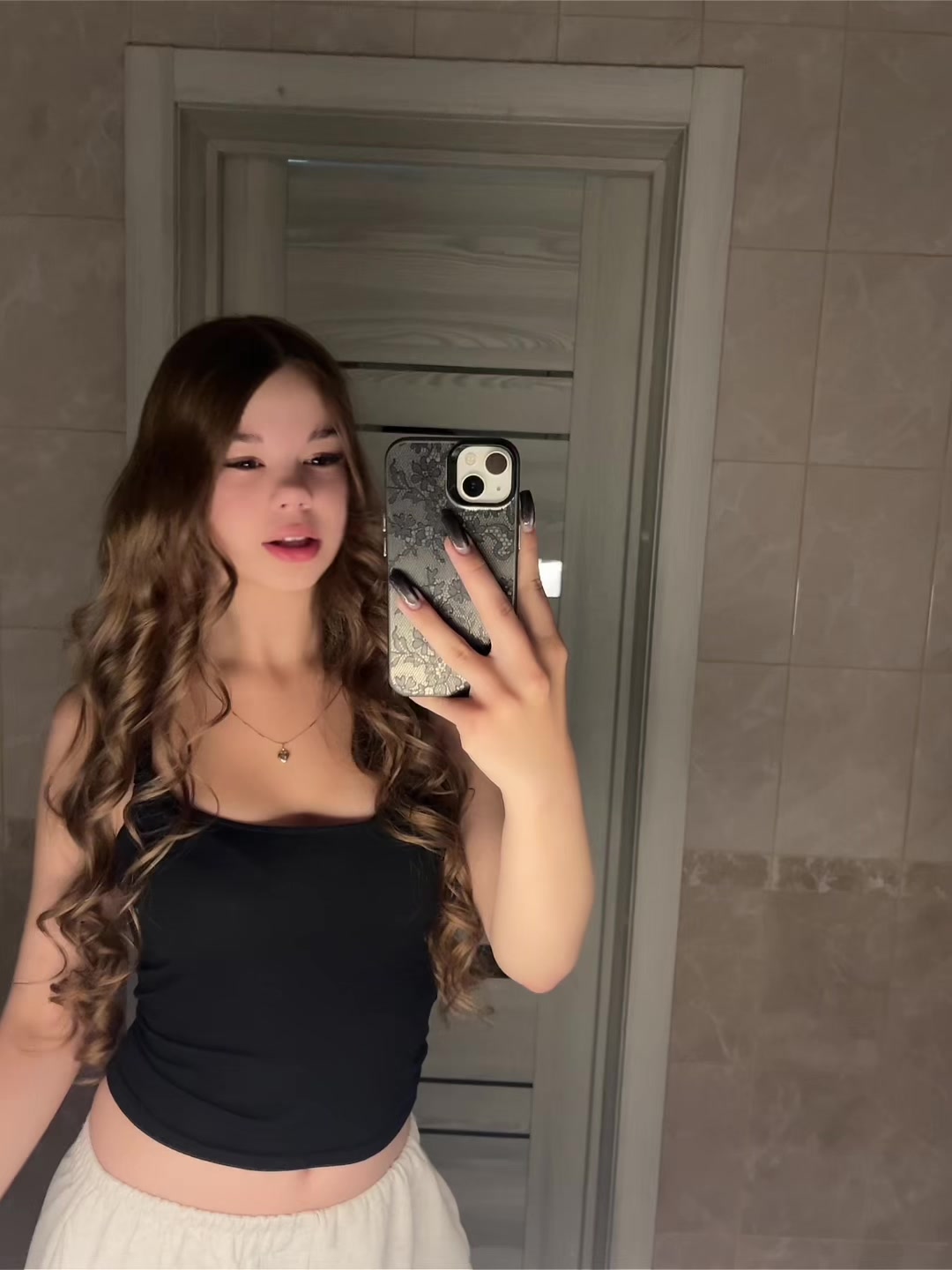 @Vikks💋
