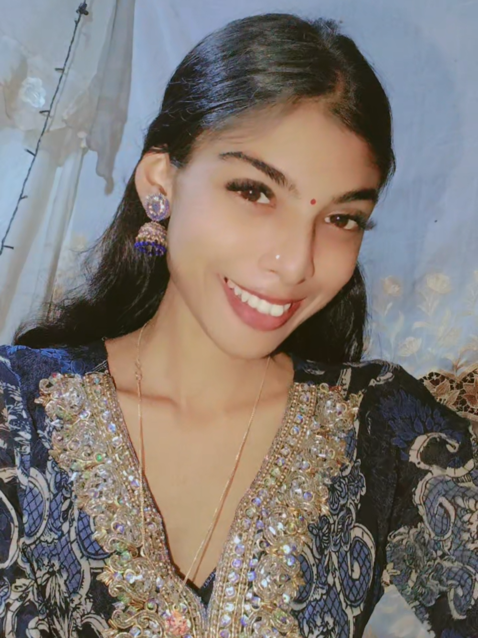 @𝓢𝓱𝔀𝓮𝓽𝓪.𝓡 `