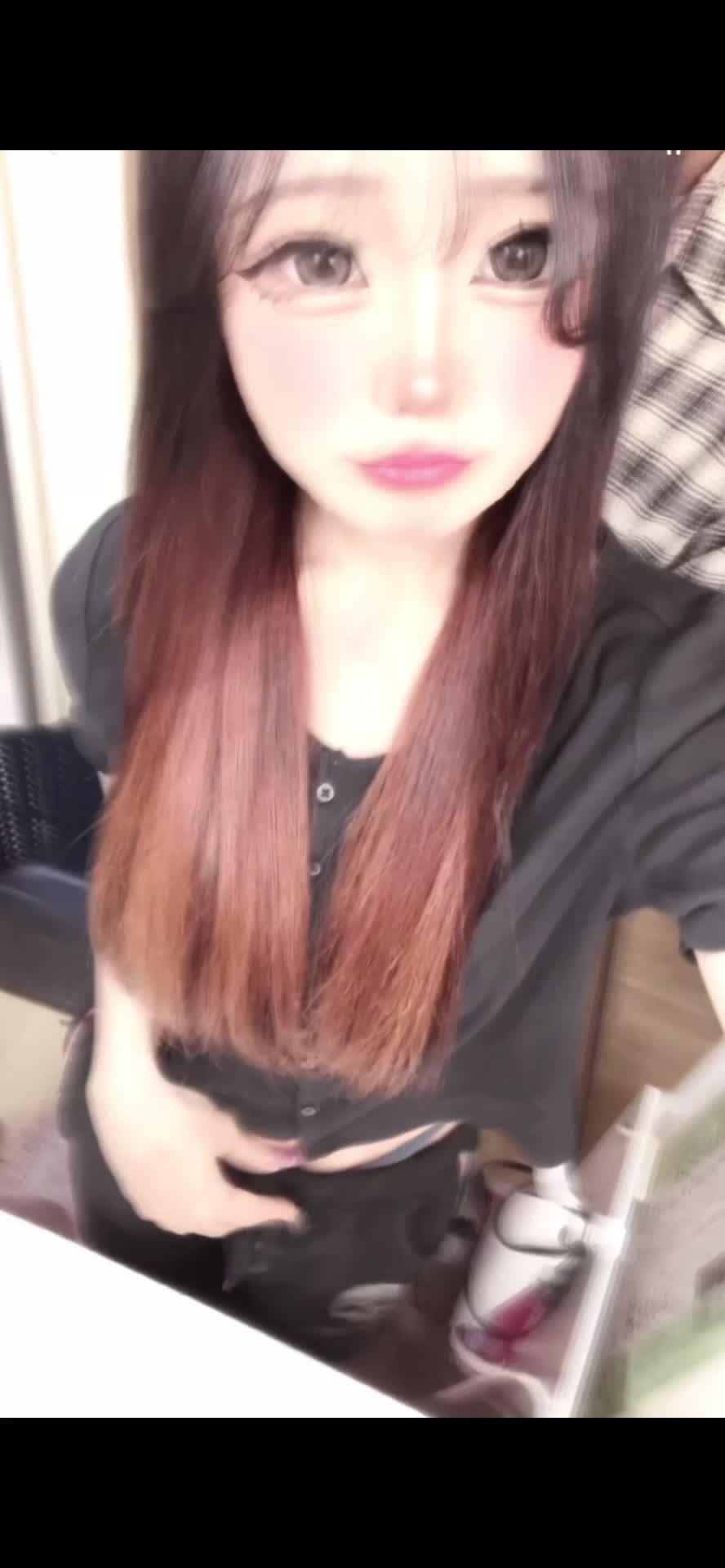 @汚部屋ちゃん