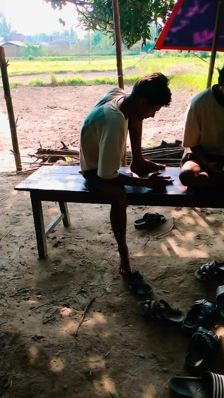 @hari narayan yadav098