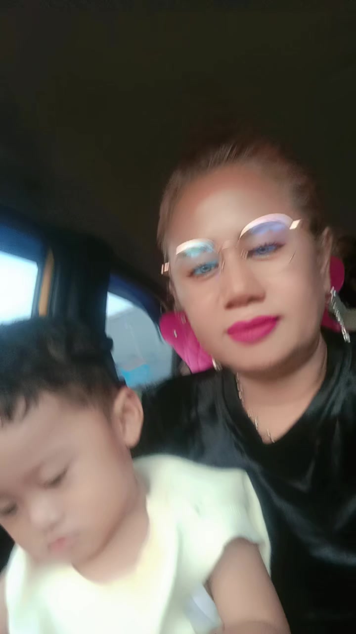 @Esna janda cantik  ✨🥰