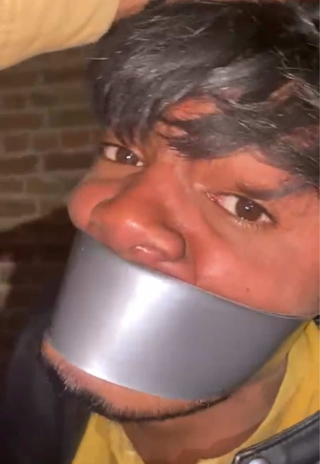 @Mulutdilakbancigarettemouth