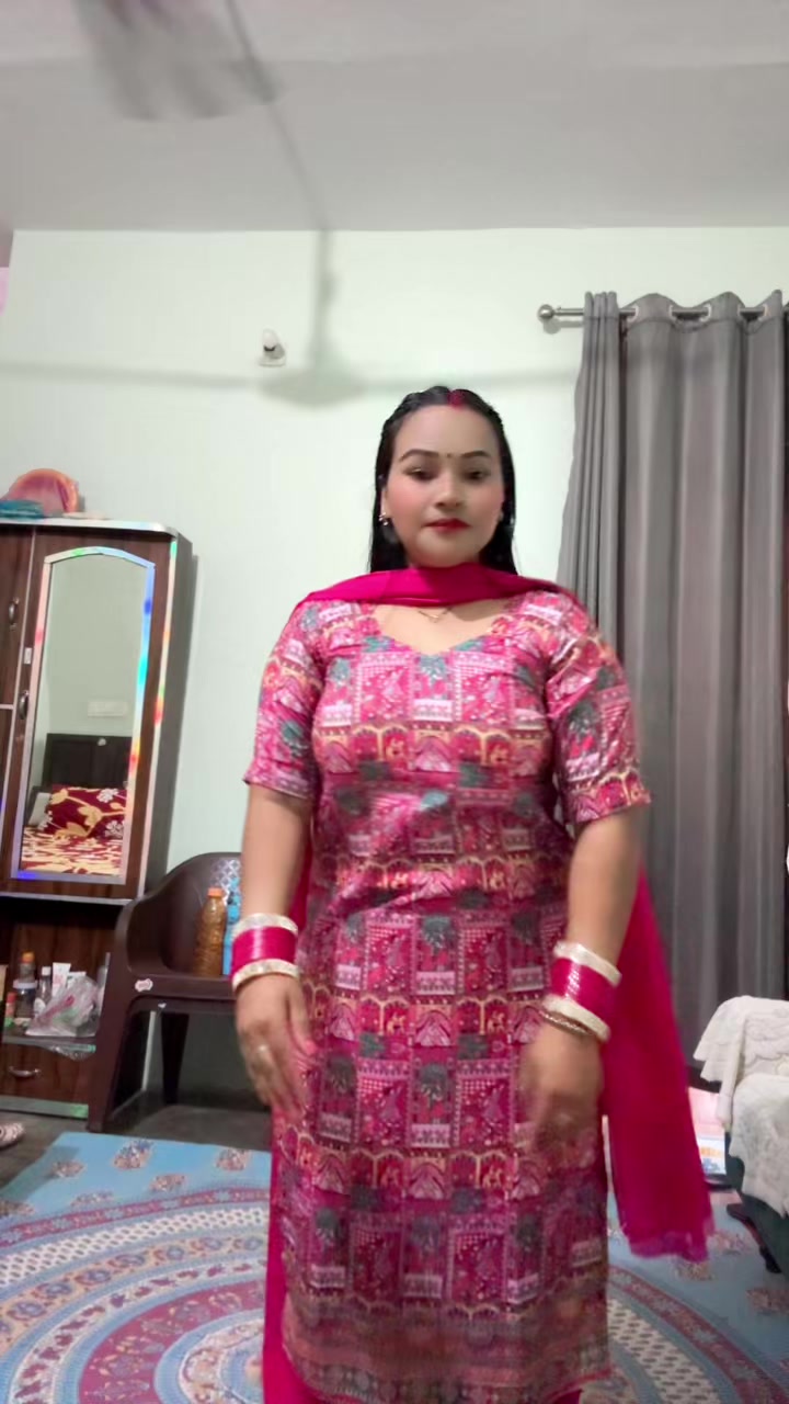 @strong girl 🫰 love you Mom 🤱