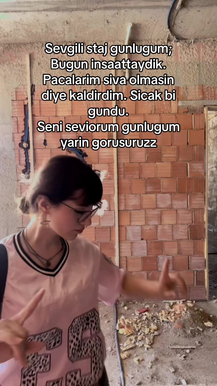 @nur🦊