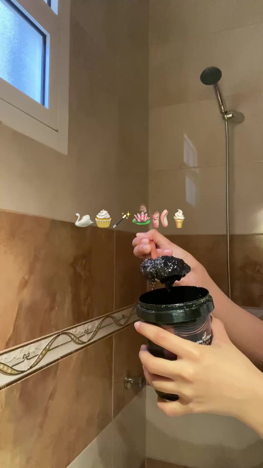 @Queen🦢🪄