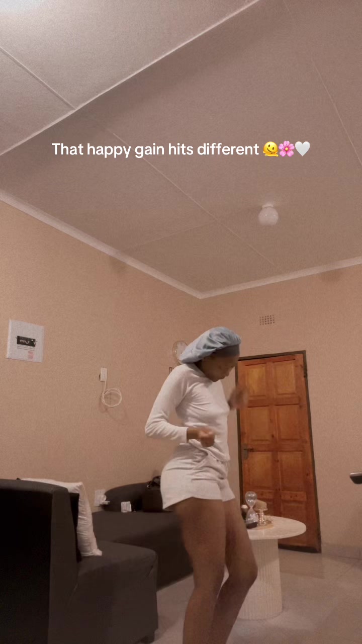 @nyonemnyama_02