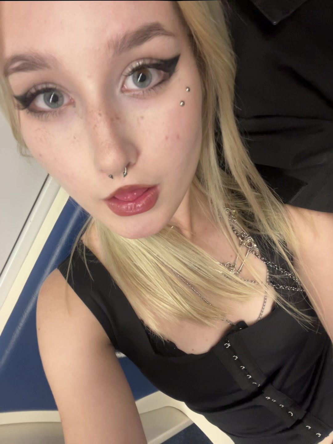 @Тгк- Evridzhi