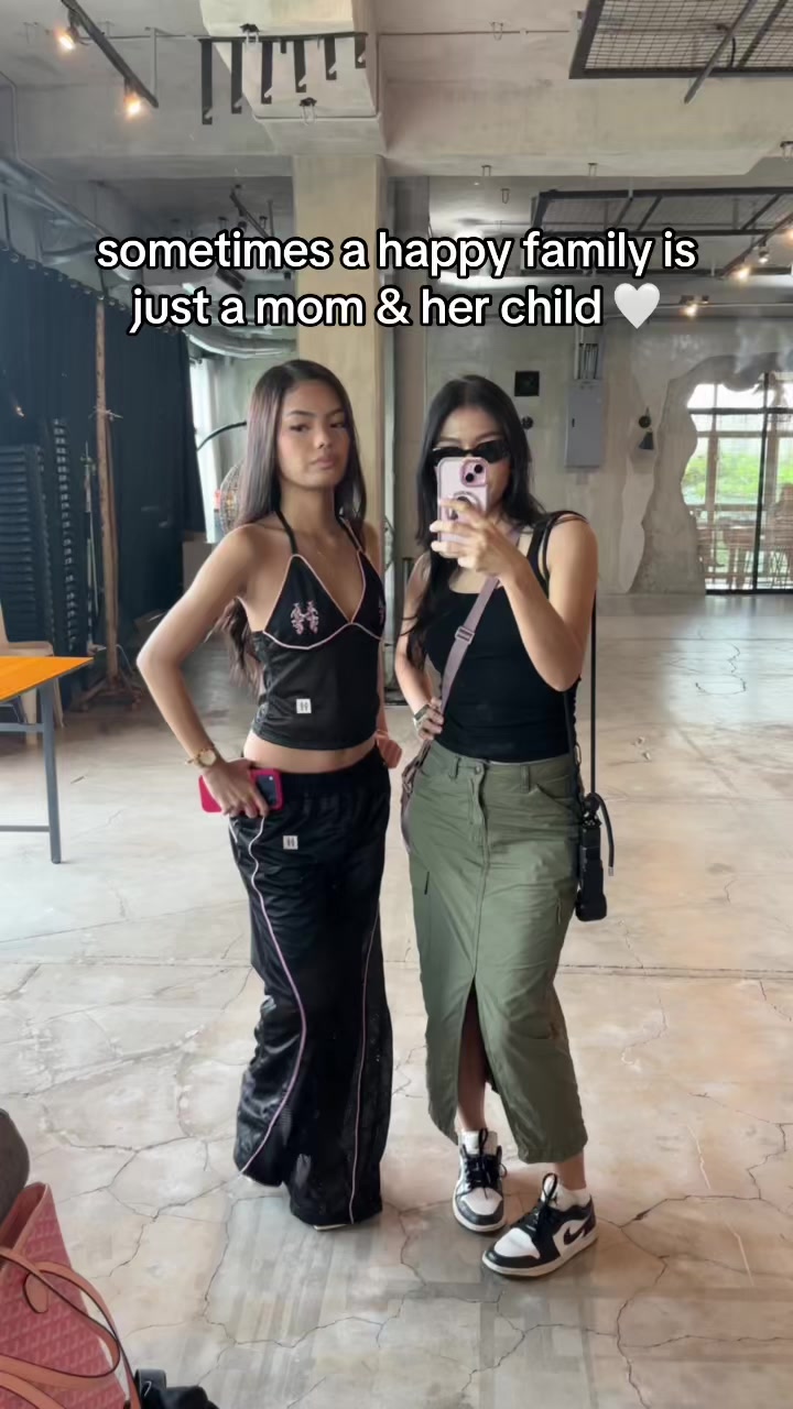 @Momcie