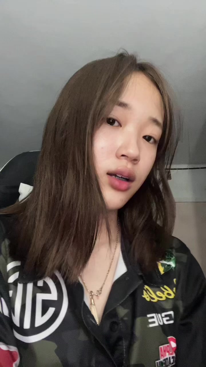 @s.lyna