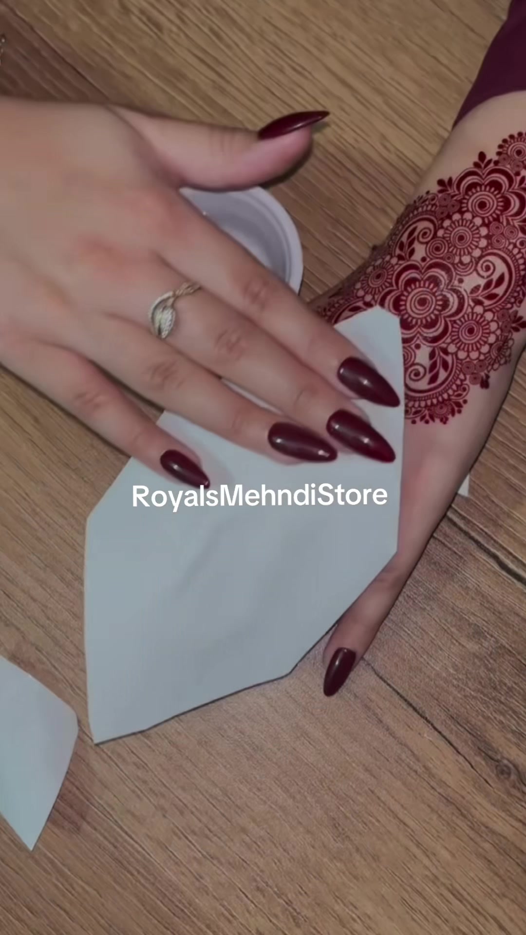 @Royals Mehndi Store