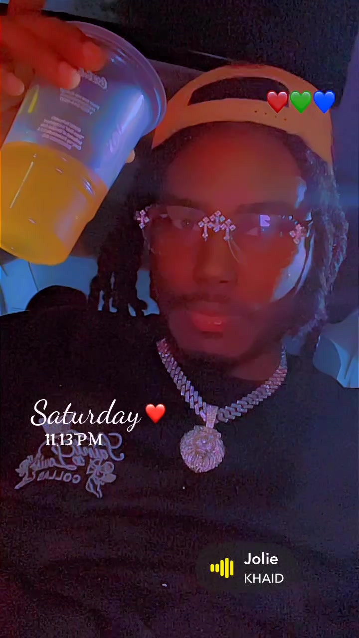 @𝐓𝐡𝐮𝐠 𝐟𝐚𝐦𝐨𝐮𝐬 music