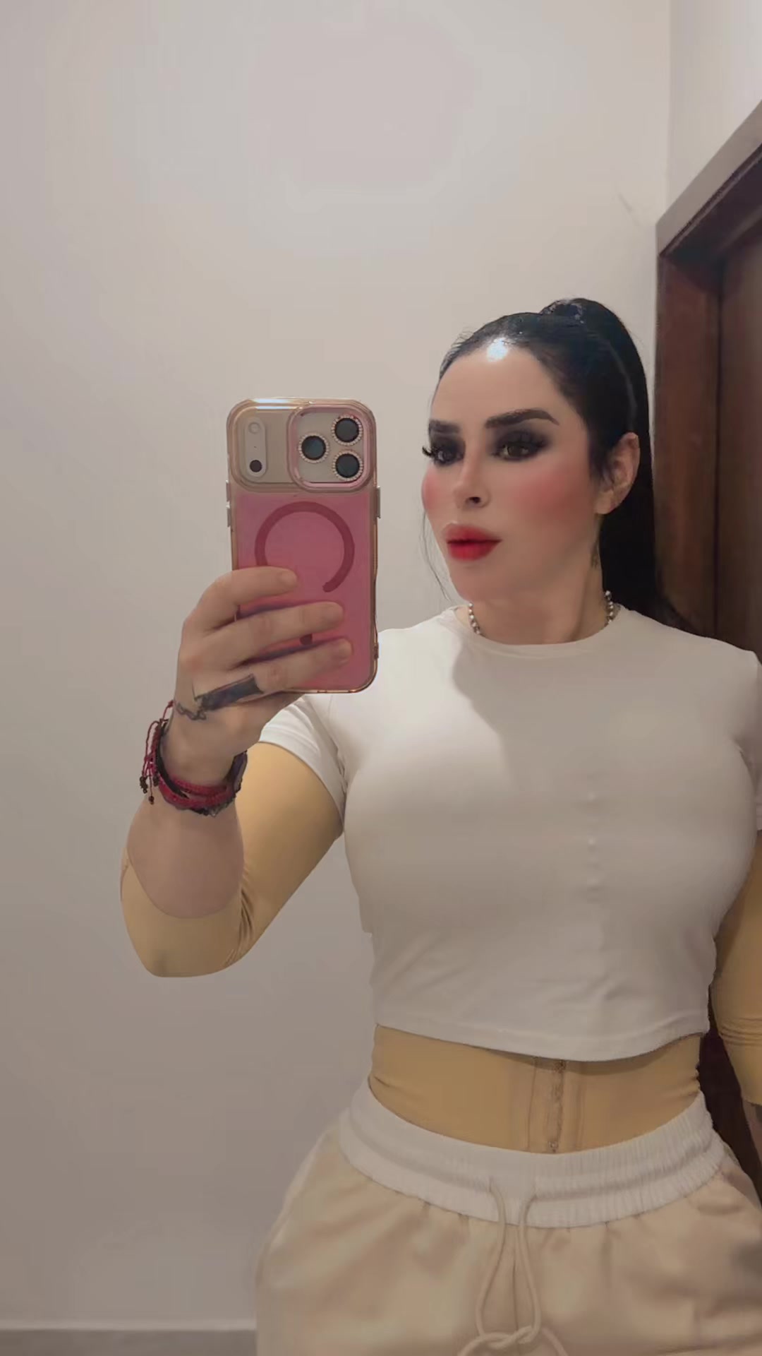 @Mary Zuñiga