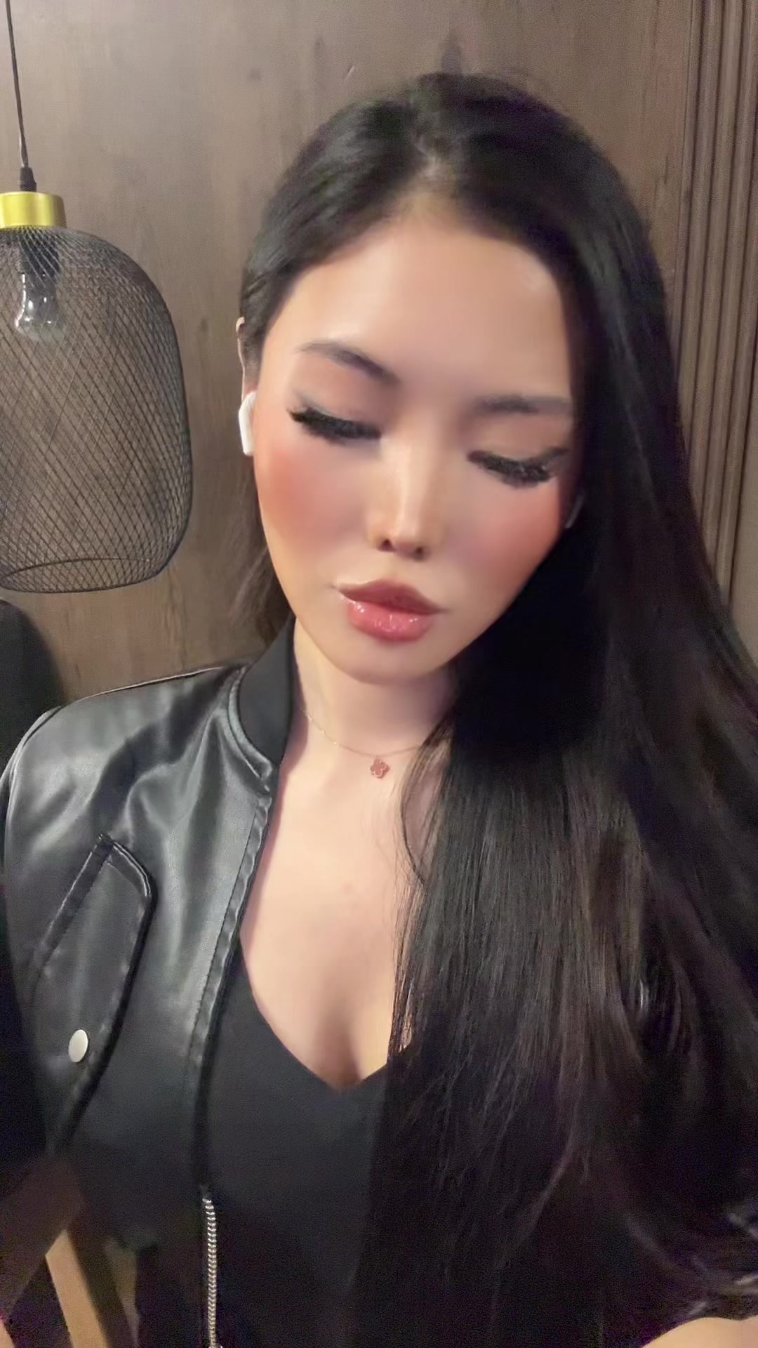 @134fghhhj