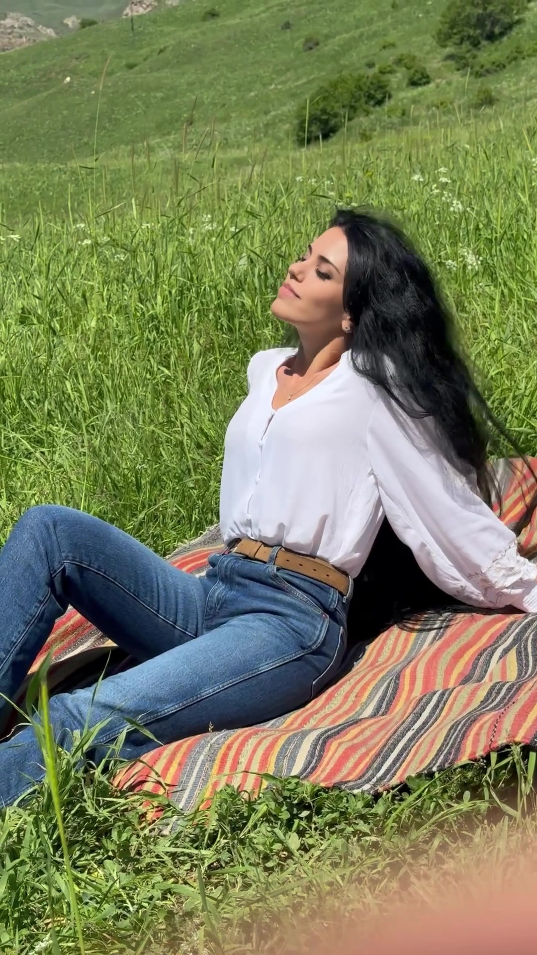 @ElenaYerevanOfficial