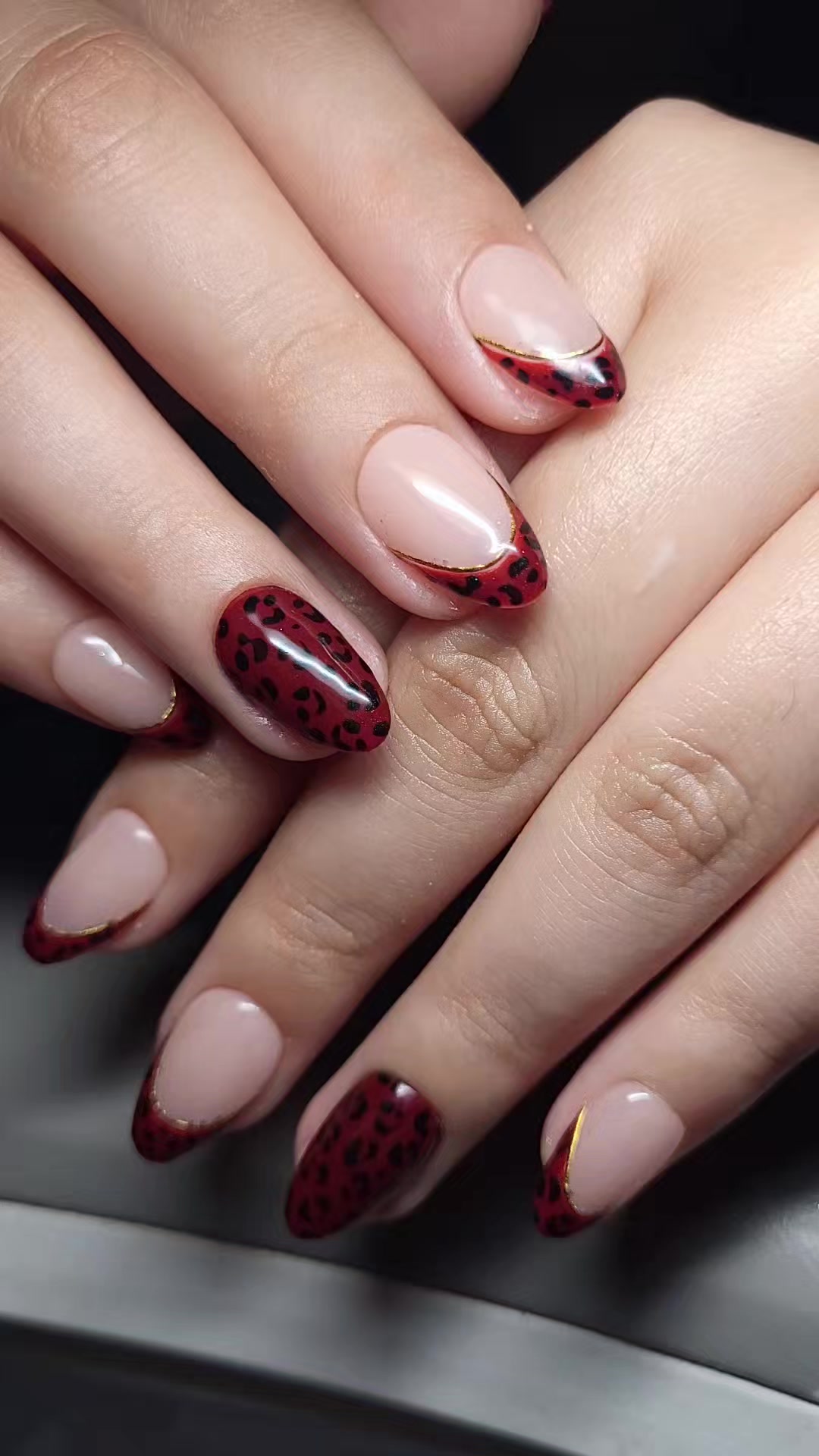 @Manicure Pedicure Em
