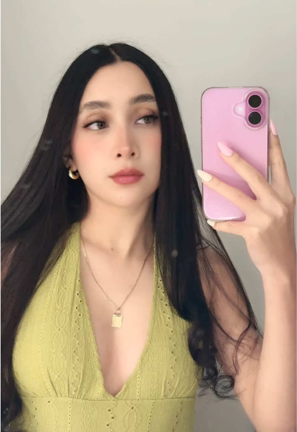 @🧕🏻