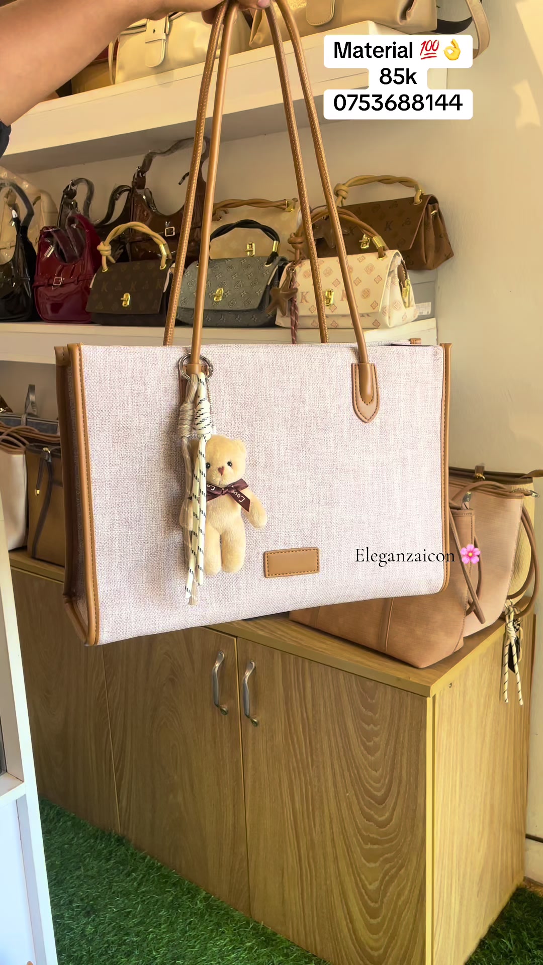 @ELEGANZAicon-jewelry/bag/heels