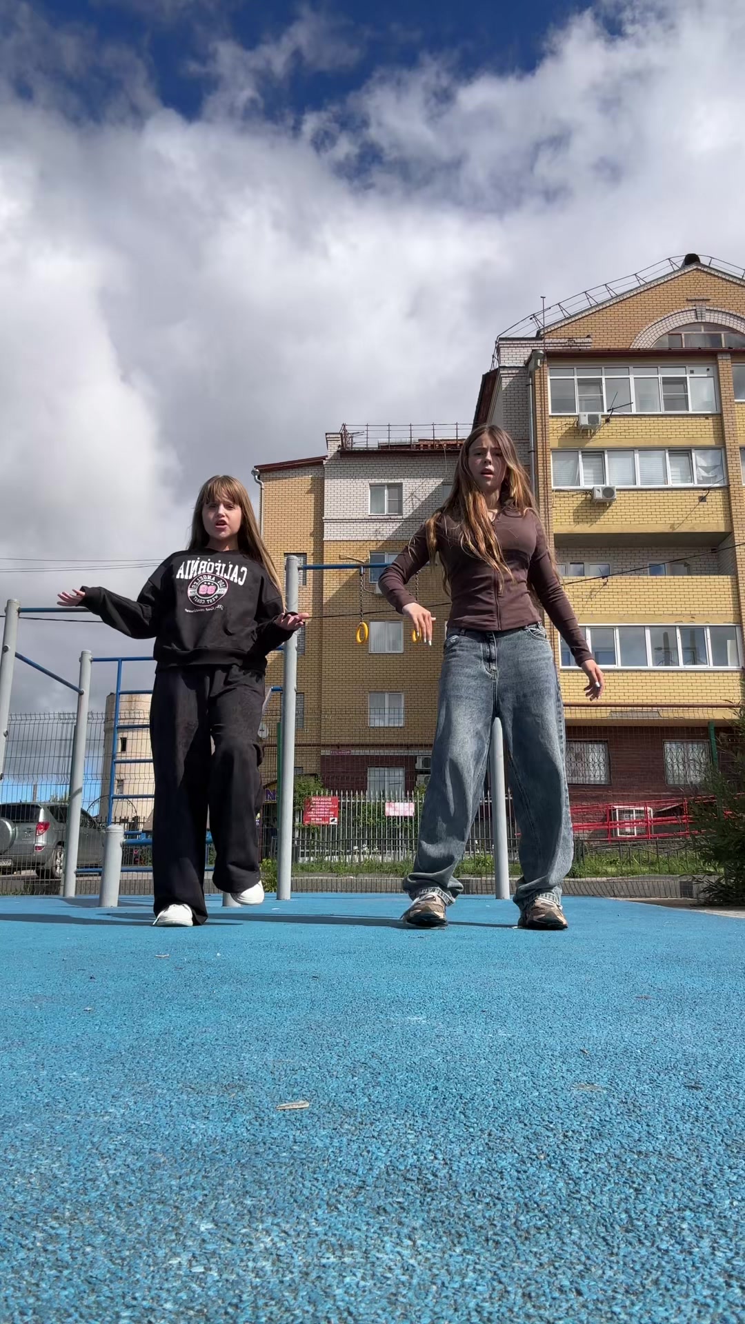 @Амелишка🪽🥥