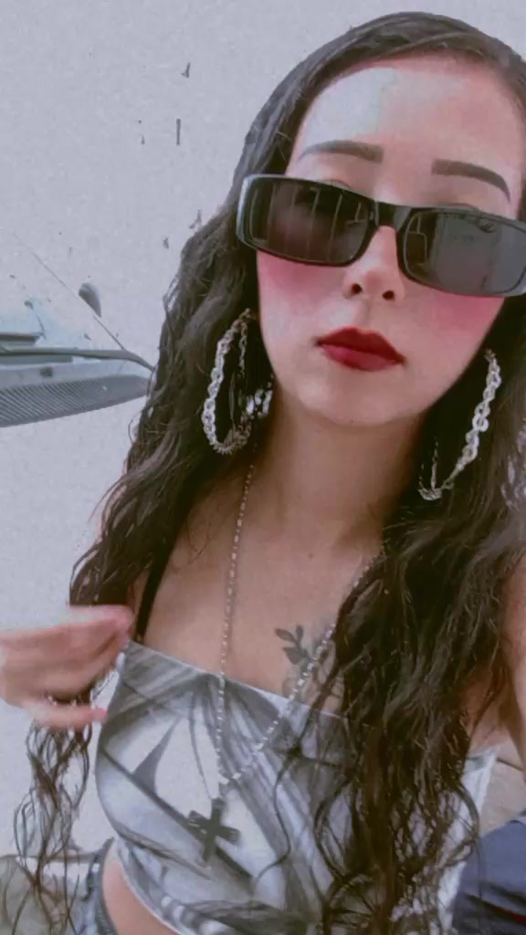 @Diana perez๐