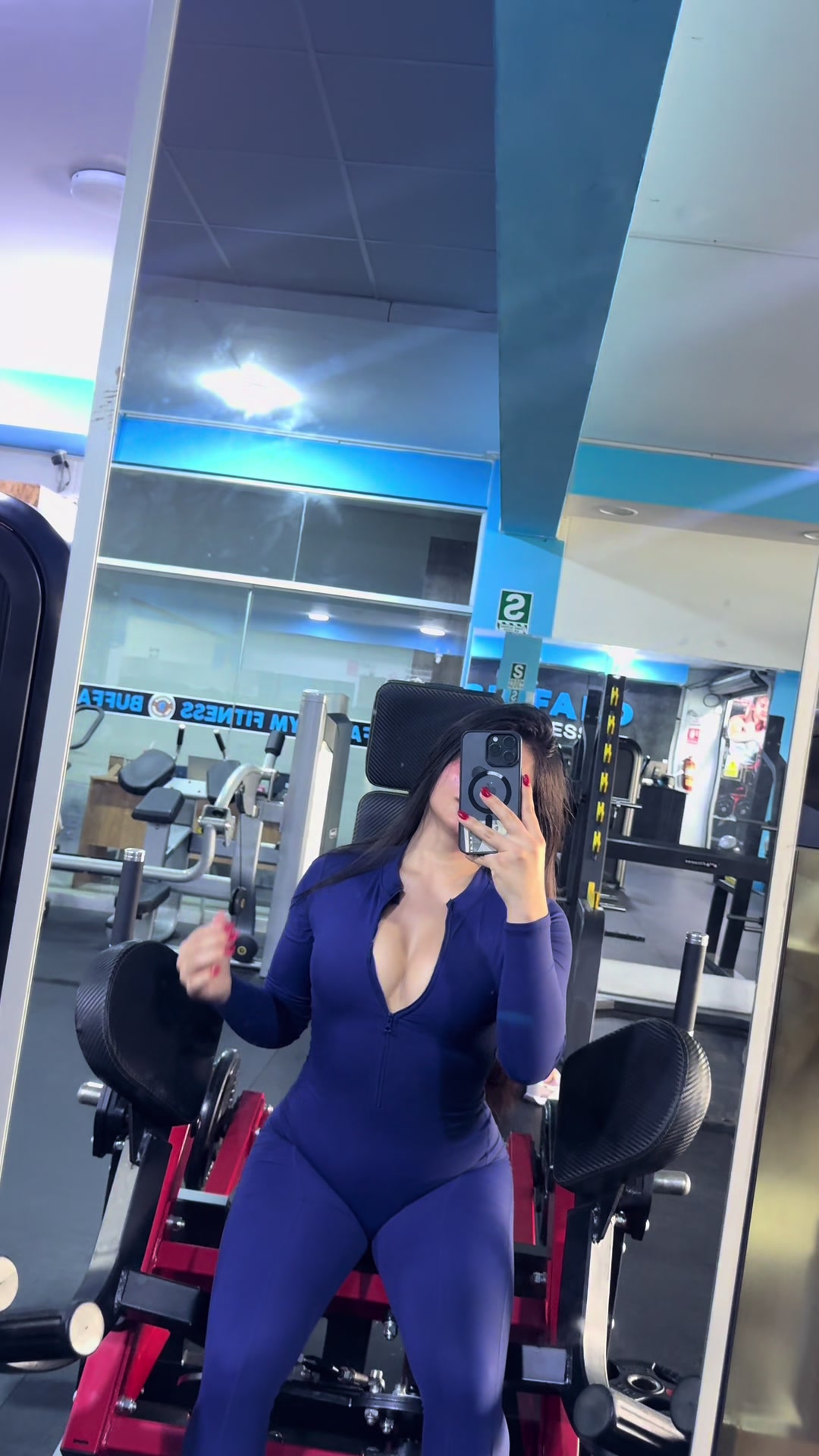 @sthefanyfit