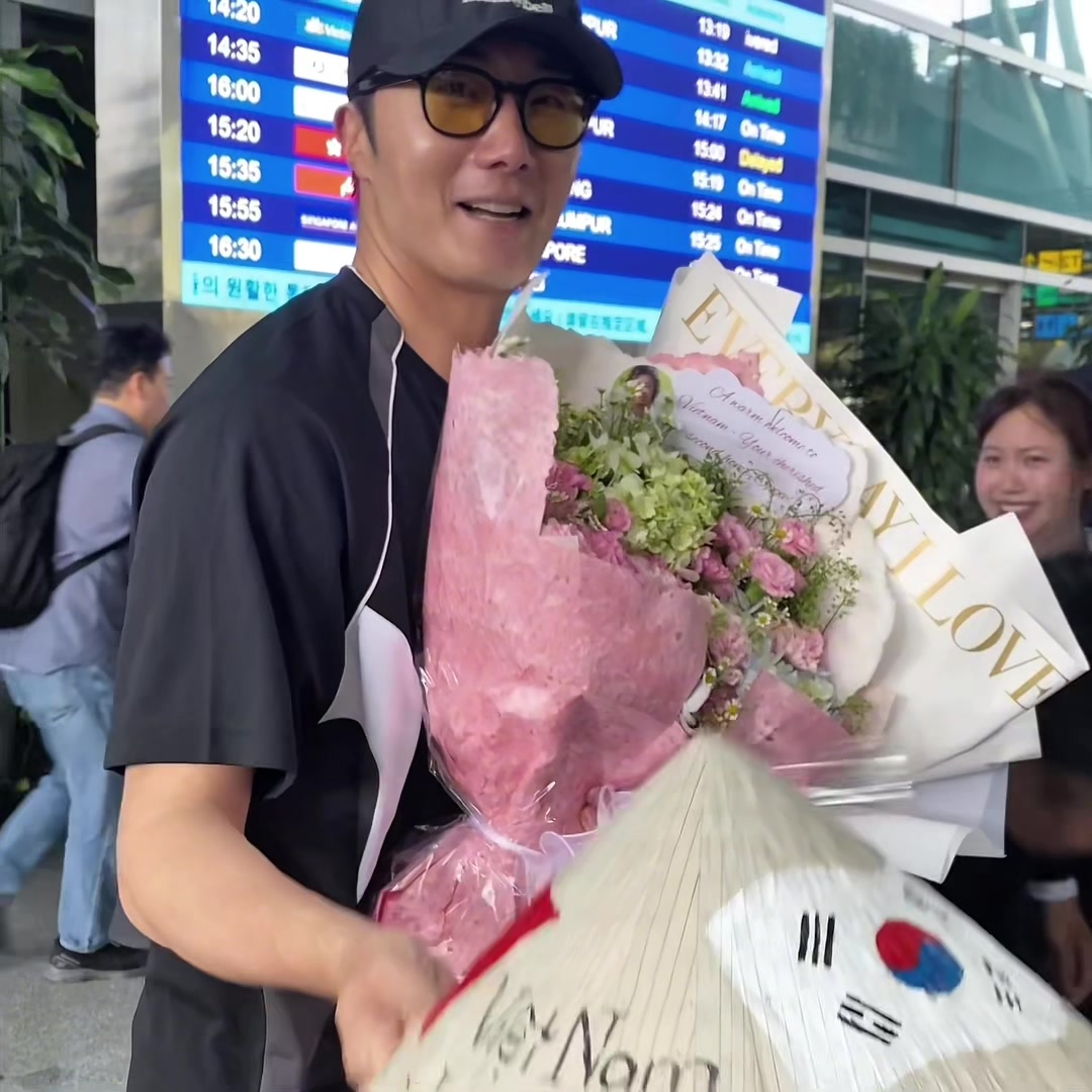 @Kh&ocirc;ng c&oacute; g&igrave; ngo&agrave;i PHIM