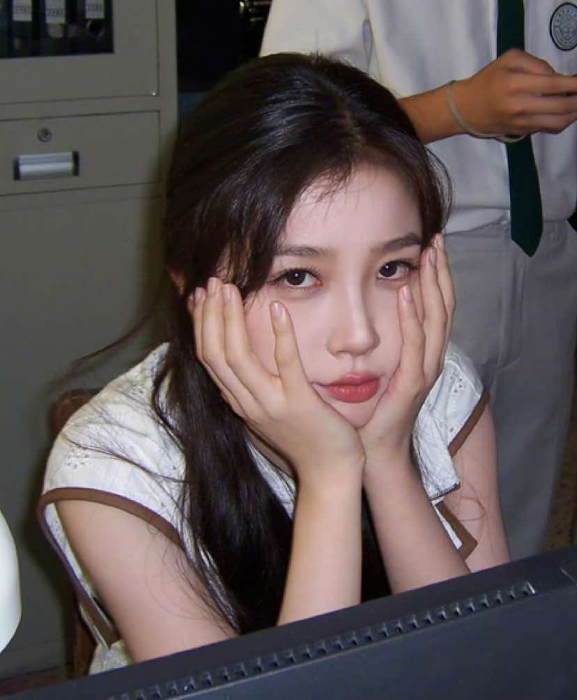 @rosé ✨🌹