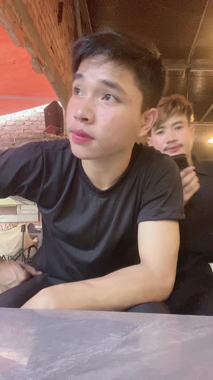 @ป๋อม สะหวัน2007📚🇱🇦🇬🇧🇺🇸