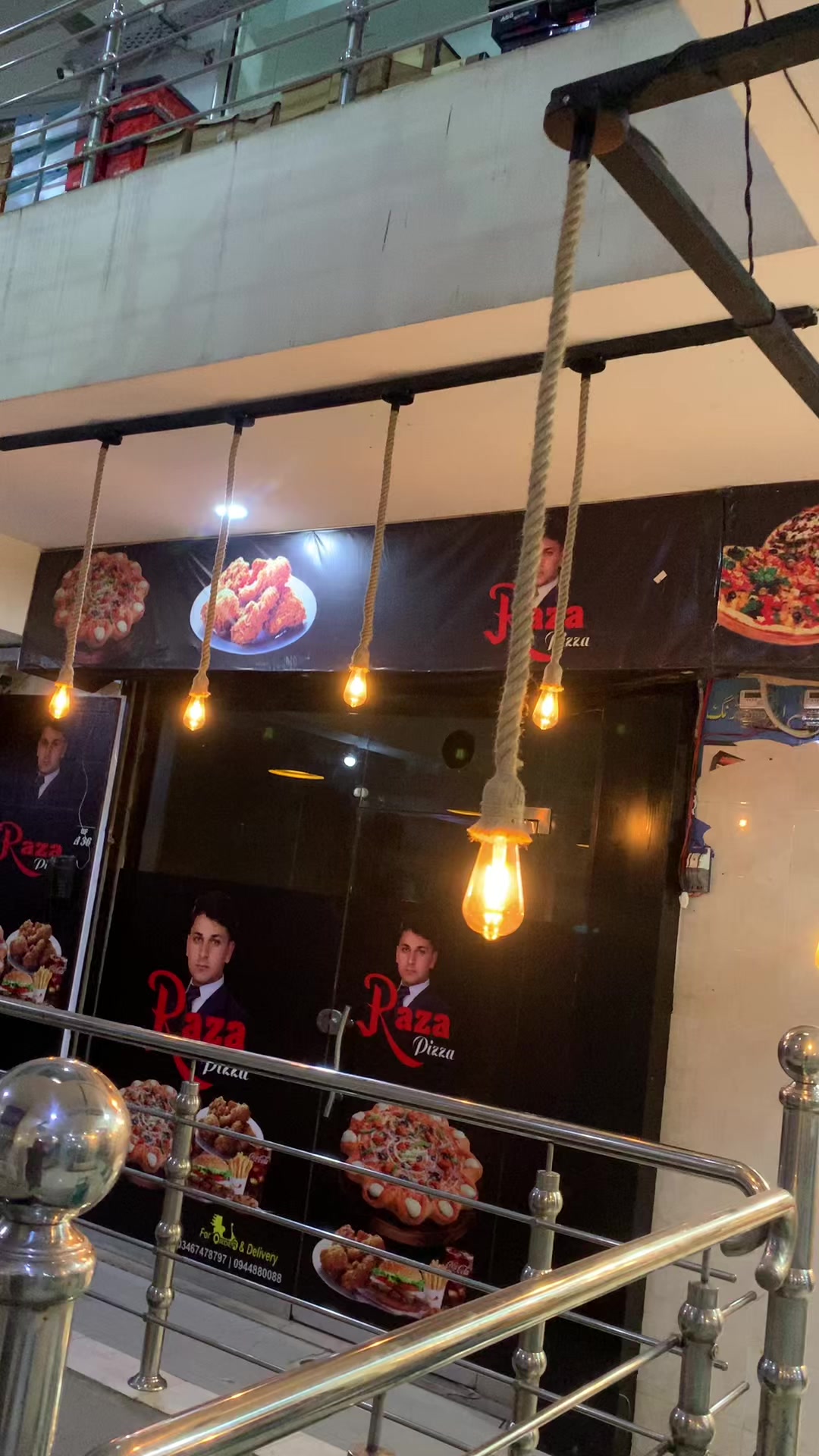 @Raza Pizza