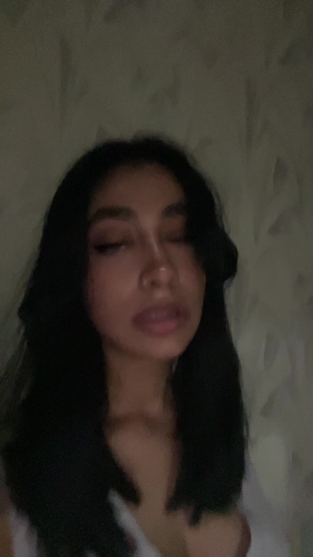 @Donyaaaa