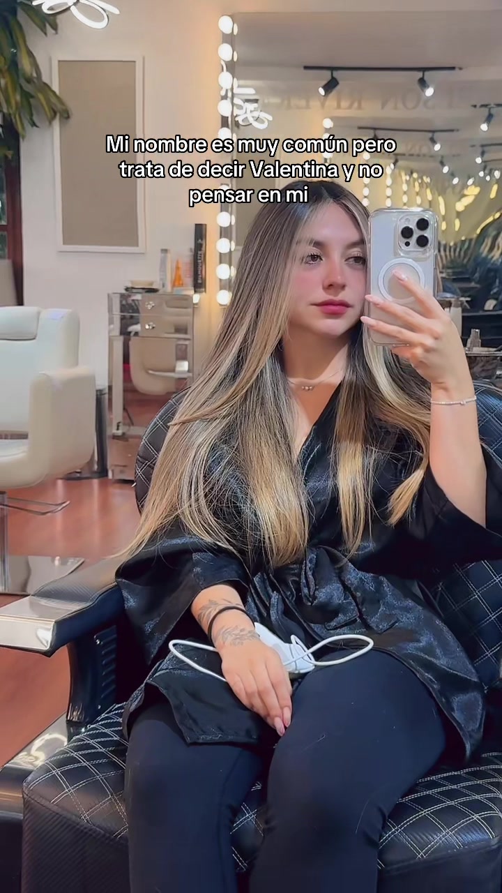 @Valentina 💖