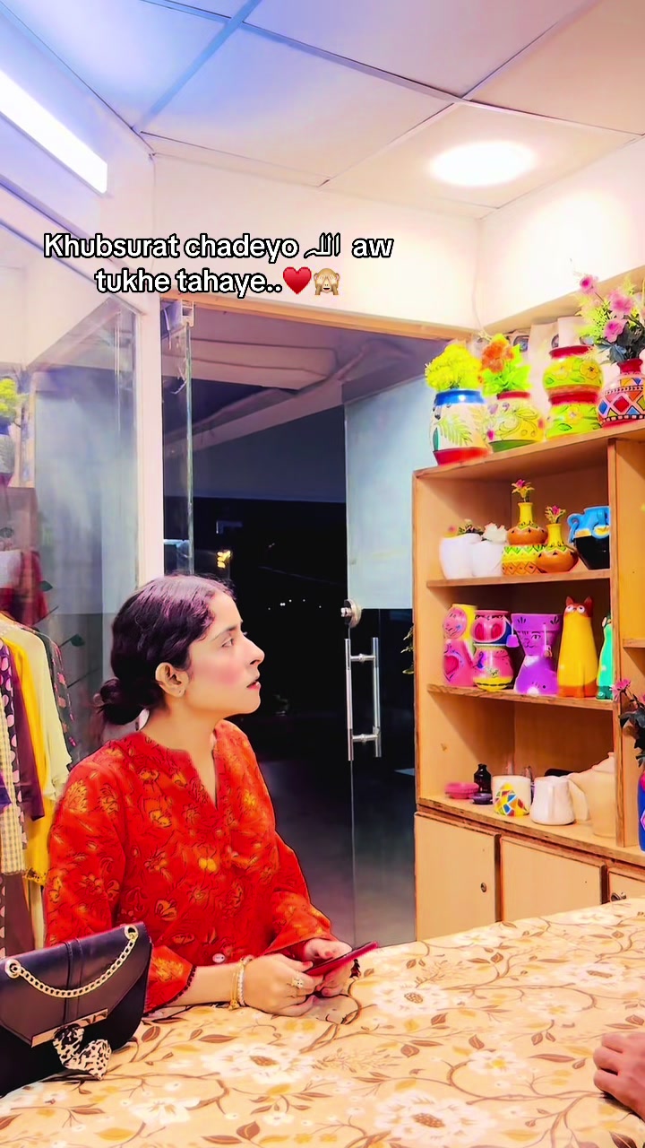 @BAHLU🧸♥️👀