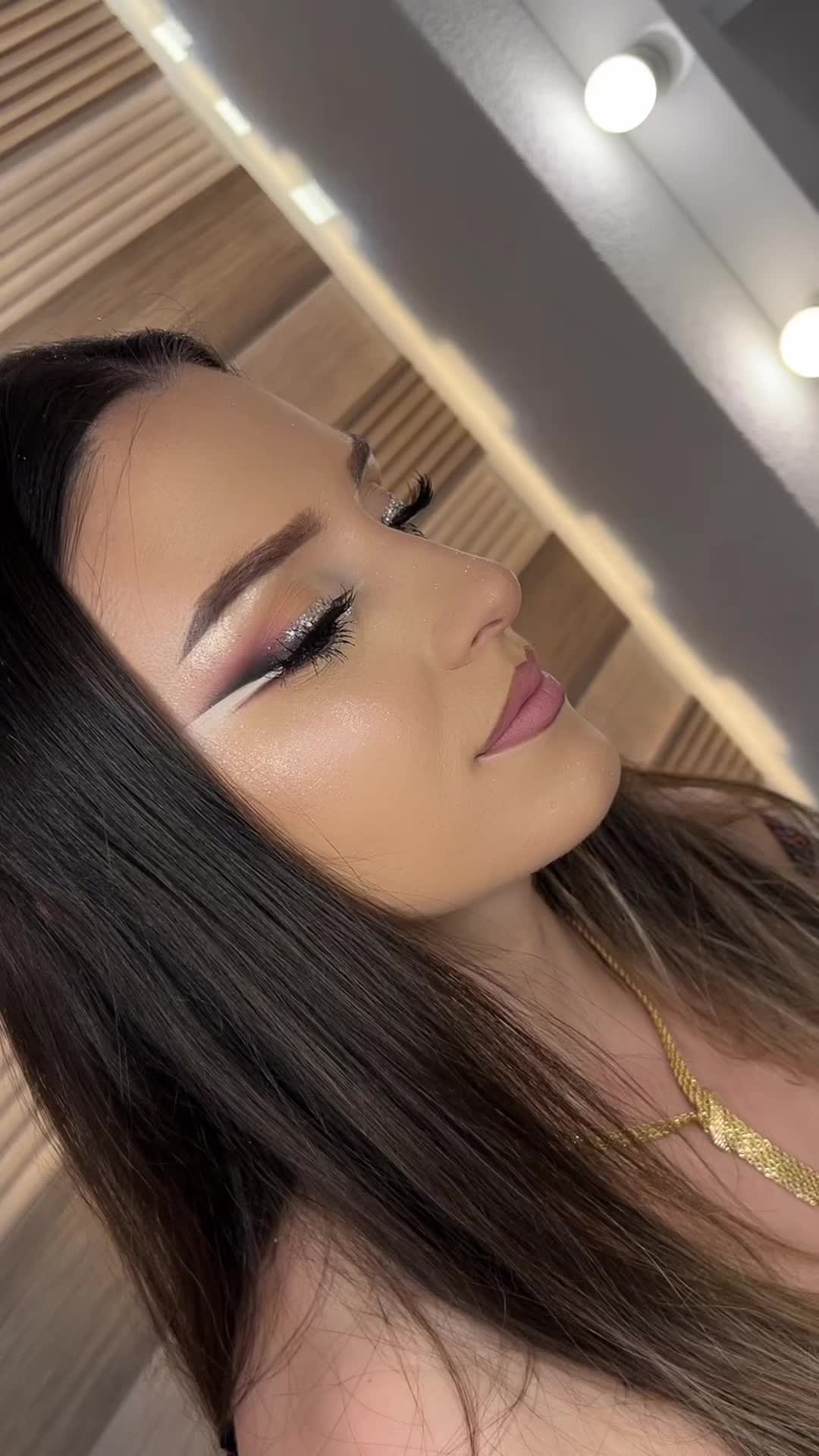 @Matianah_makeup_brows