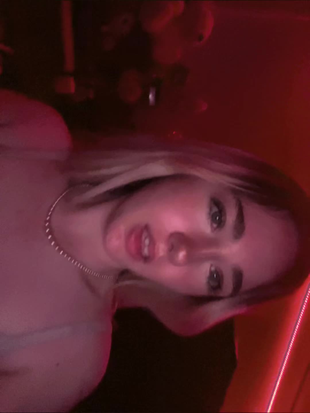 @Chloe โฉ