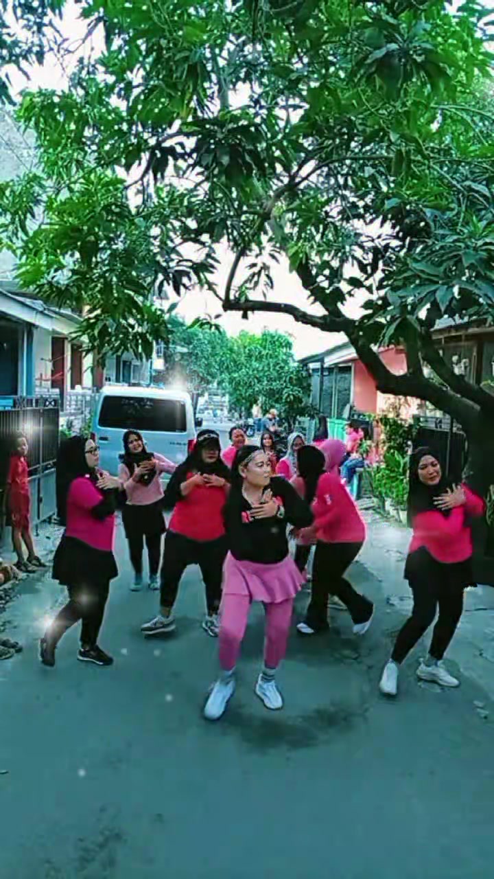 @Uus_d'Raya