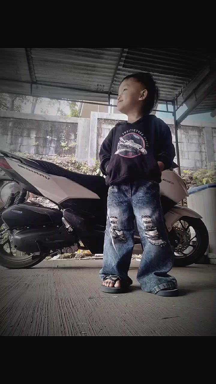 @vinaaseptianaaa