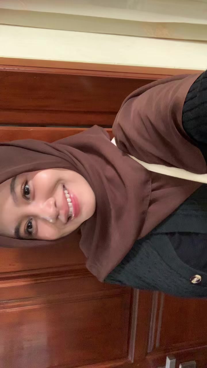 @🧣