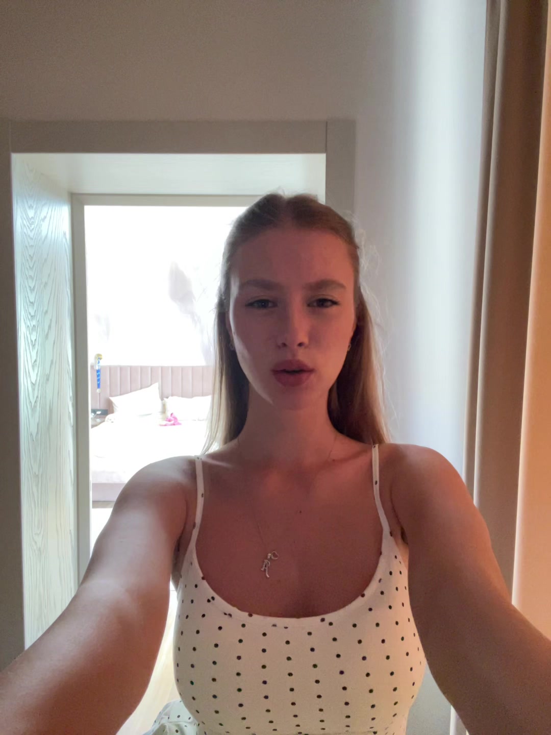 @аришка