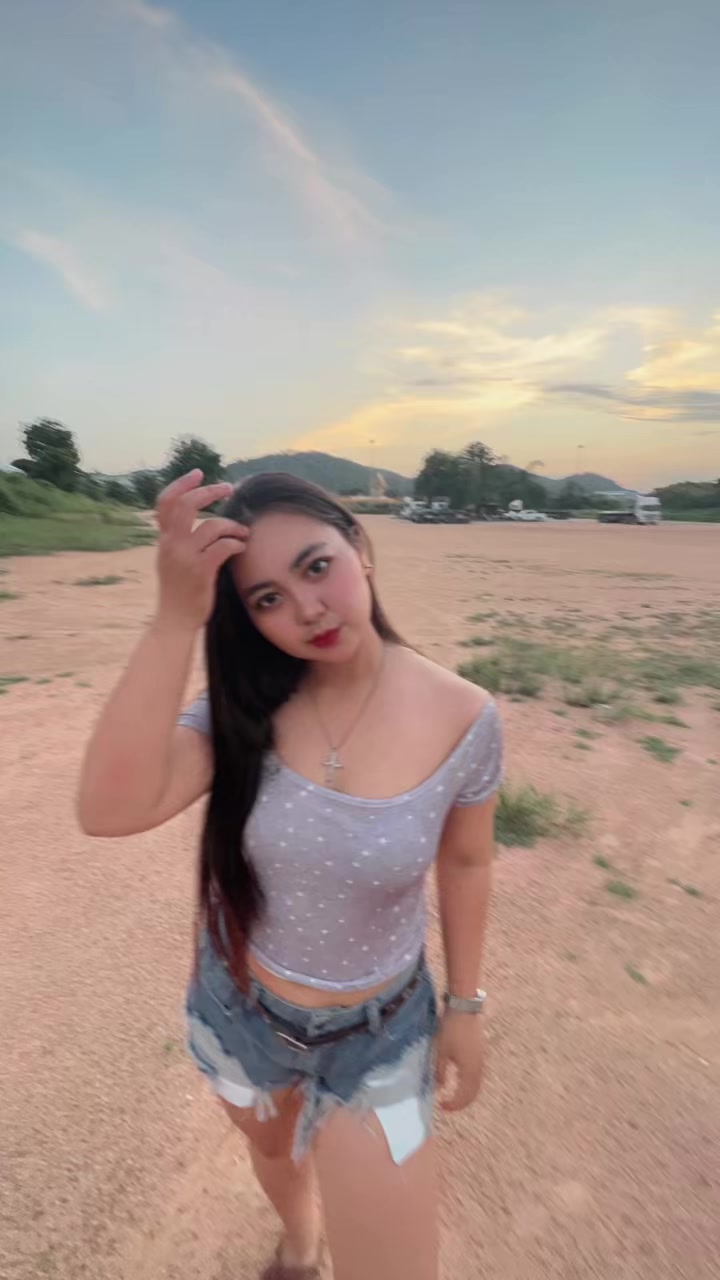 @พลอยไง🇹🇭🇲🇲(6.6M)