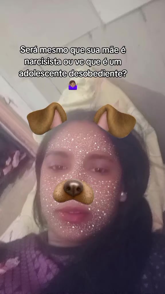 @scarlett_Estefane