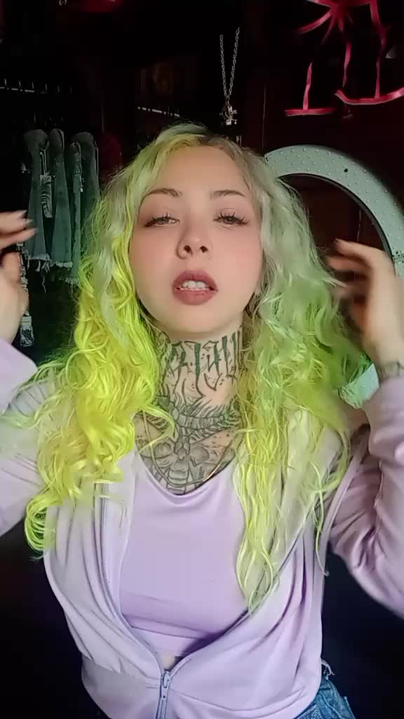 @BrujaOzkura666