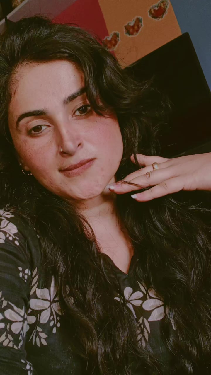 @Farahcreates1