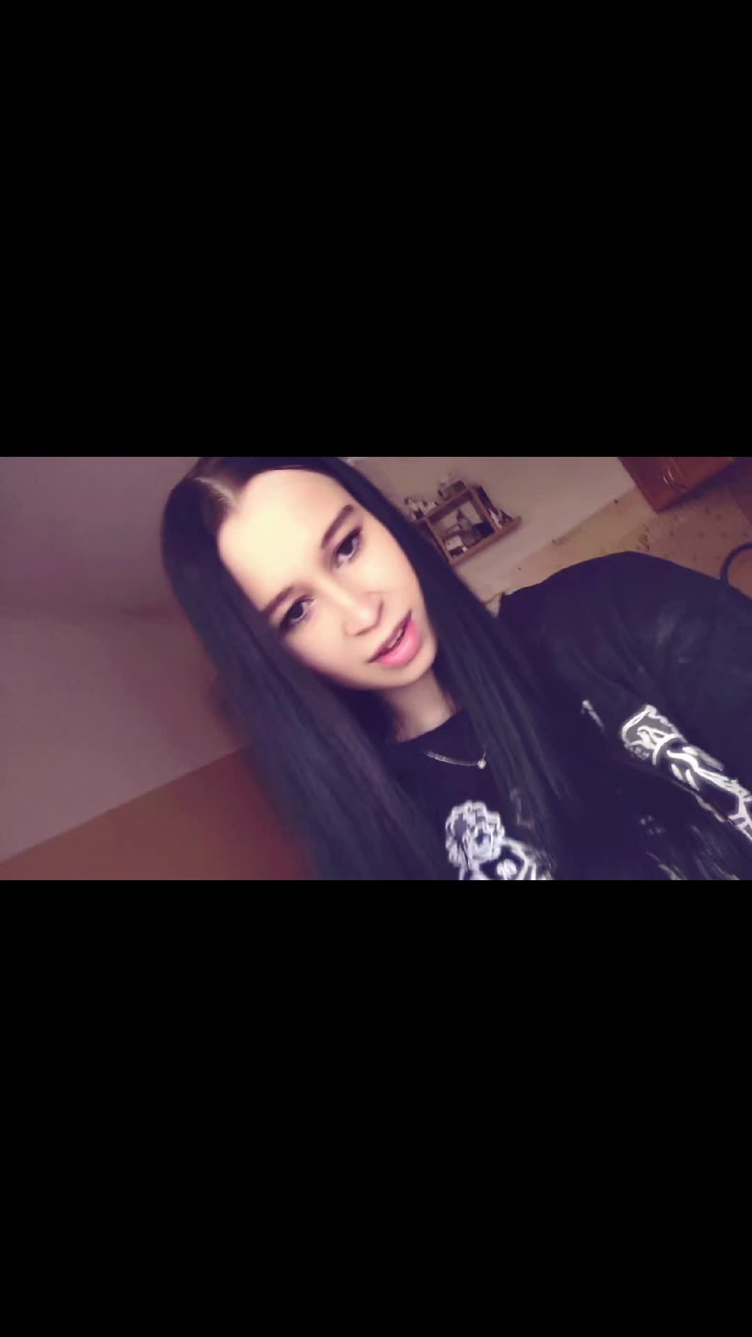 @Кареглазая