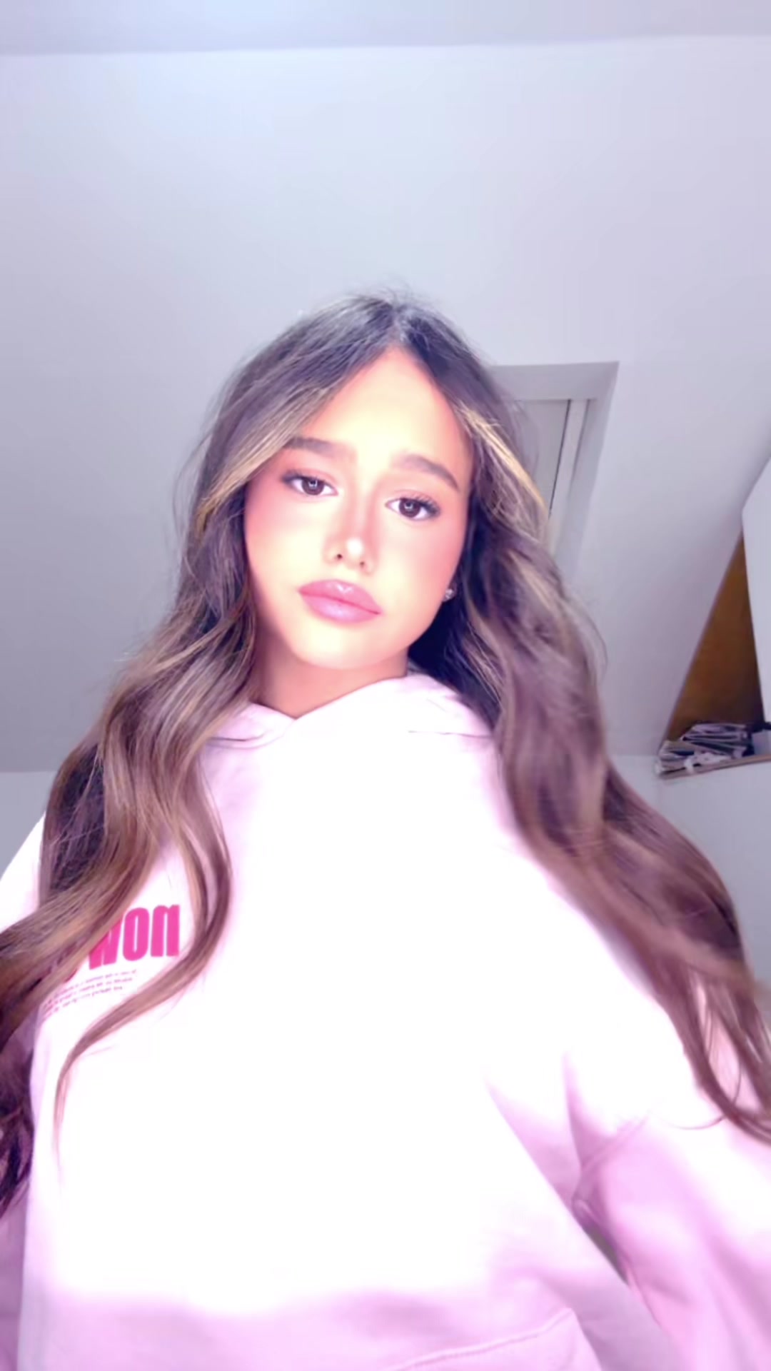 @𝐋𝐈𝐀𝐍 𝐇𝐀𝐒𝐒𝐎𝐍