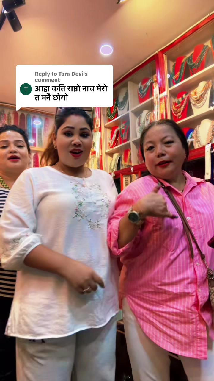 @🧿Divya thakuri 🧿( designer )