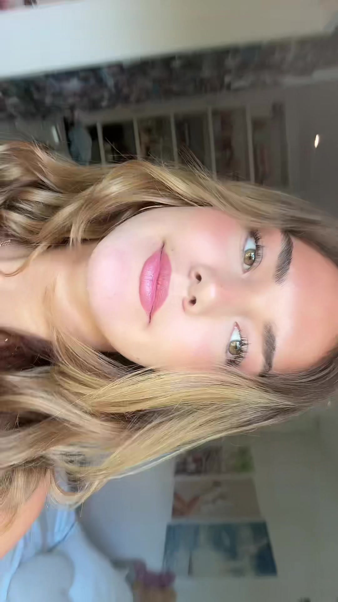 @rozwells_