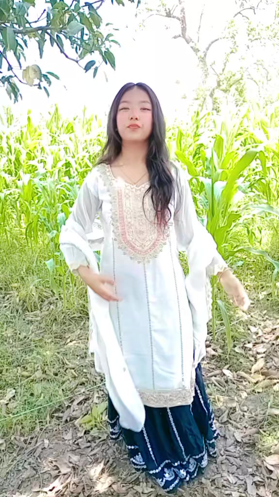@Miss__sanjana 🌸🌷